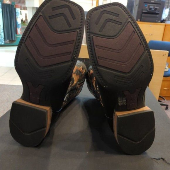 Ariat Boots - 10d - Picture 5 of 8